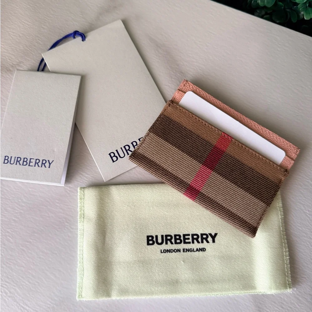 Burberry Vintage Check Card Holder in Classic Haymarket